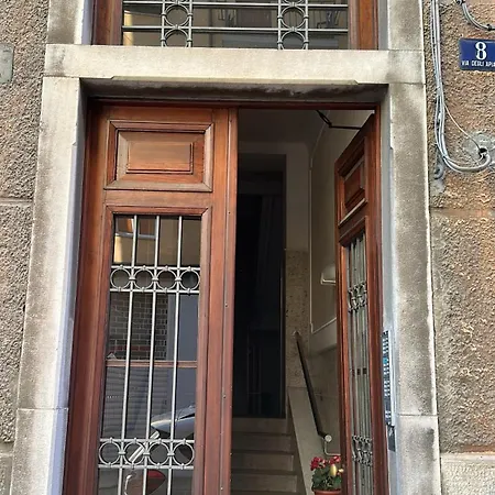 Angelandrea Apartment *